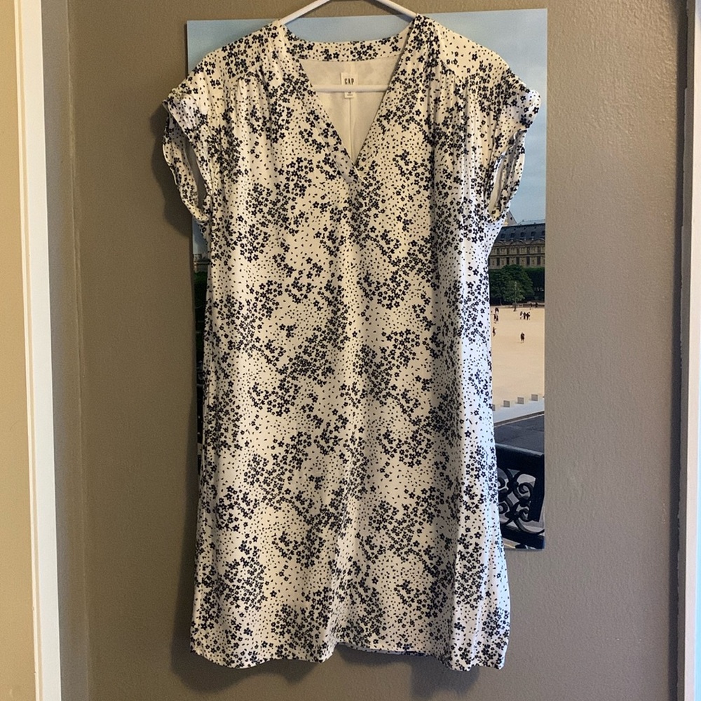 Gap Spring/Summer floral Sheath dress-Fits like M